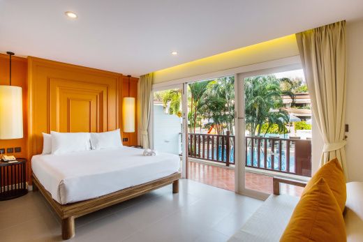 Уютные апартаменты Grand Pool Access со стильным дизайном и видом на бассейн, 2 спальни, Банг Тао