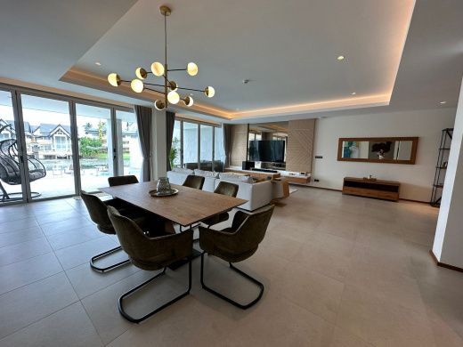 Апартаменты с 2 спальнями в комплексе Angsana Beachfront