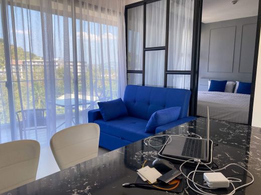 Apartment with a separate bedroom and sea views, Surin