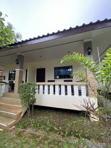 Comfortable bungalow (studio) in the south of the island, Nai Harn