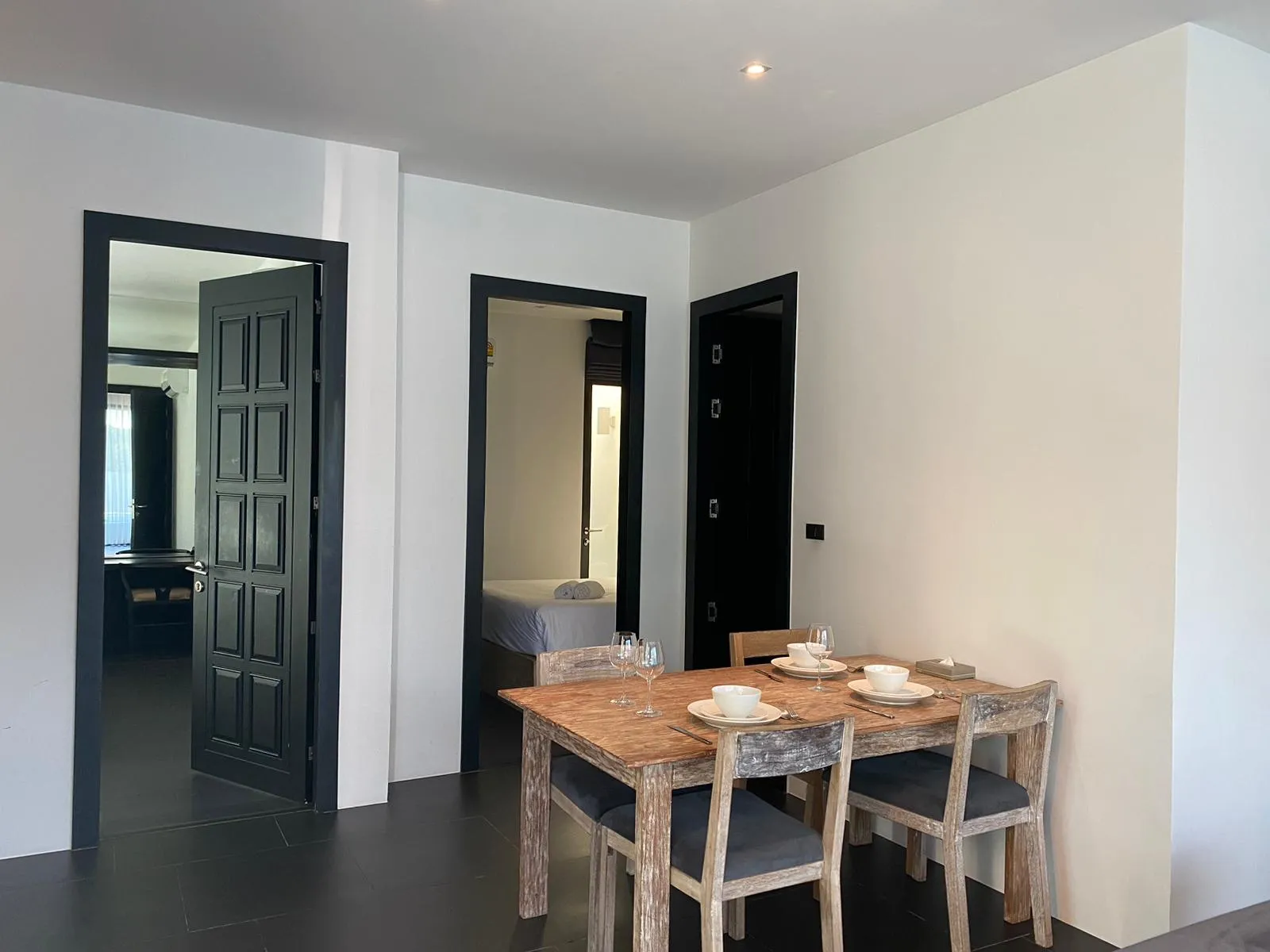 Well maintained 2 bedroom villa with garden and seating area in Chalong