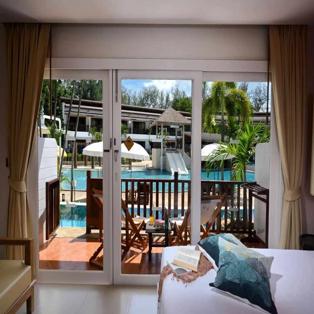 Уютные апартаменты Grand Pool Access со стильным дизайном и видом на бассейн, 2 спальни, Банг Тао