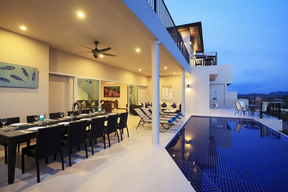 Villa with pool and private terrace, 9 bedrooms, Rawai