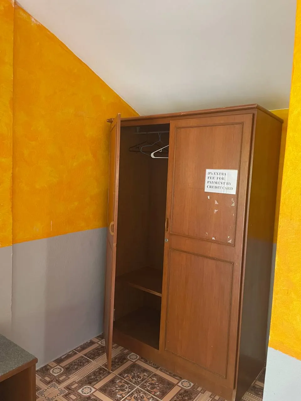 Bright clean bungalow with access to the pool and flowering garden, 1 bedroom, Kata Karon