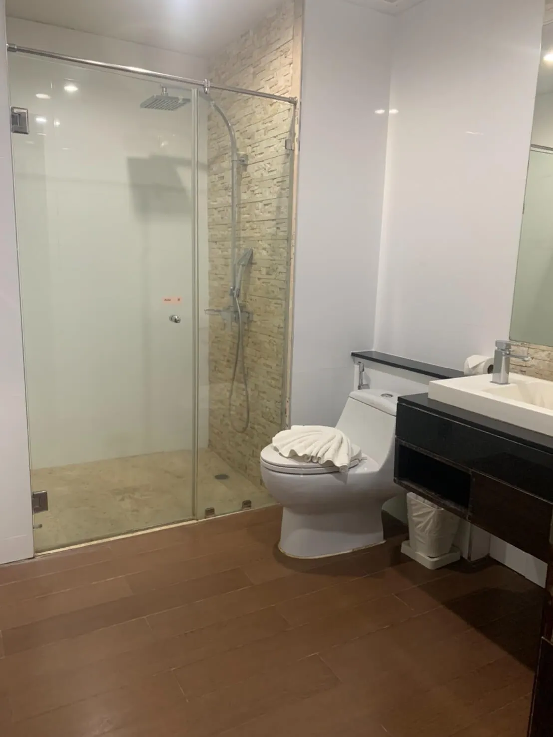 Просторные апартаменты с бассейном, 2 спальни, Бангтао