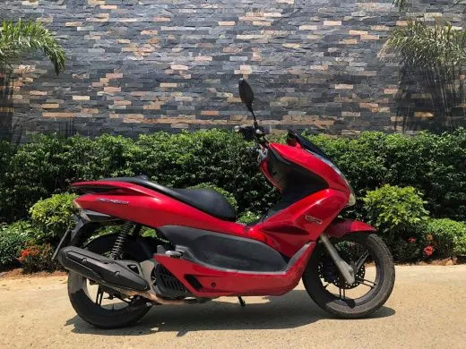 Скутер Honda PCX 2017 года