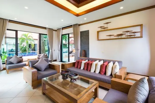 Villa with pool and garden (3 bedrooms)