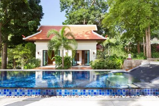 Villa with pool and garden (3 bedrooms)
