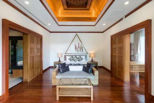 Villa with pool and garden (3 bedrooms)