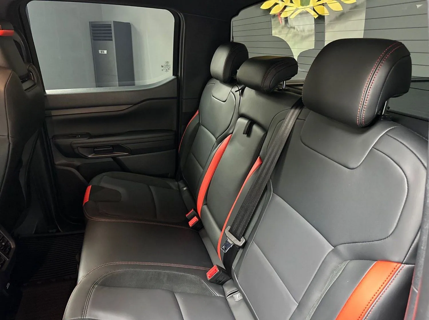 Пикап Ford Raptor V6 397 hp