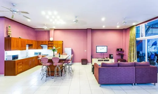 Просторная вилла с частным бассейном на западном побережье острова, 4 спальни, Патонг