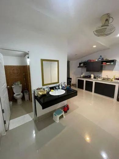1-спальные апартаменты в 100 м от пляжа, Раваи