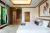 Villa with pool and garden (3 bedrooms)